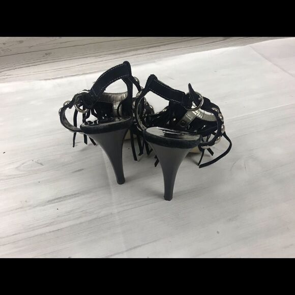 Guess Black Gorgeous Sandals. Sz 6M - Picture 4 of 5